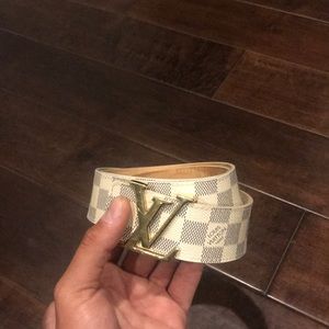 Louis Vuitton belt